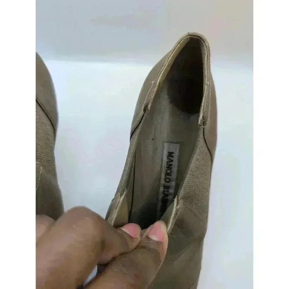 Manolo Blahnik Kitten Heel Pointed Toe Elastic Sides Ankle Boots Size 36.5 - Picture 6 of 6